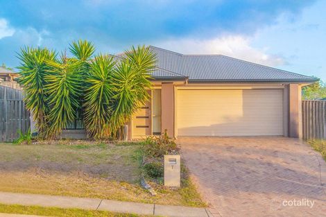 Property photo of 7 Cobbin Circuit Redbank Plains QLD 4301