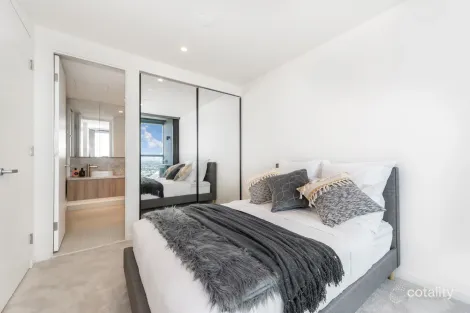 Property photo of 3107/23 Mackenzie Street Melbourne VIC 3000