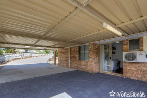Property photo of 14 Hillside Road Mount Richon WA 6112