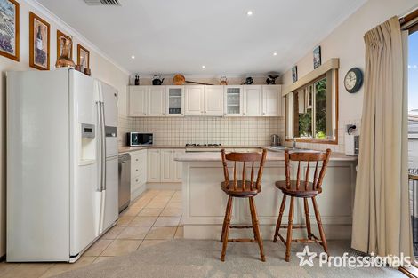 Property photo of 17 Batterbee Drive Mooroolbark VIC 3138