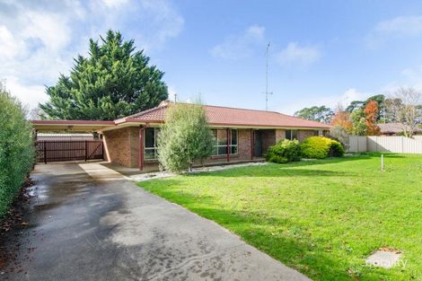 Property photo of 41 Starline Place Mount Gambier SA 5290