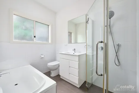 Property photo of 2/17 Loller Street Springvale VIC 3171