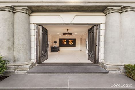 Property photo of 38 Balmerino Avenue Toorak VIC 3142