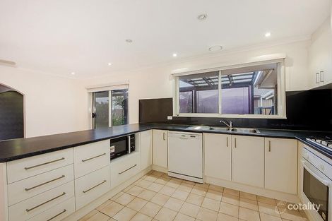 Property photo of 46 Angelique Grove Albanvale VIC 3021