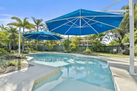 Property photo of 5 Seaside Drive Banksia Beach QLD 4507