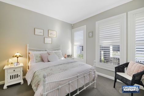 Property photo of 27 Coach Drive Voyager Point NSW 2172