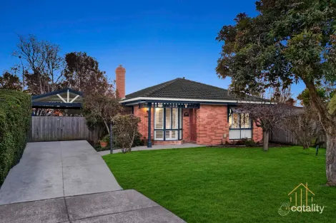 17 Megan Cl, Cranbourne West, VIC 3977