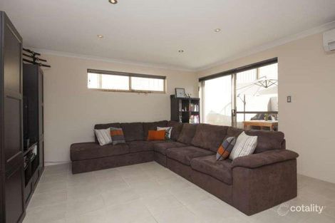 Property photo of 8/1 Humboldt Entrance Aubin Grove WA 6164