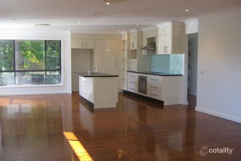Property photo of 4 Griffith Close Galston NSW 2159
