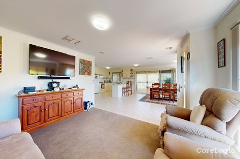 Property photo of 17 Pinot Crescent Corowa NSW 2646