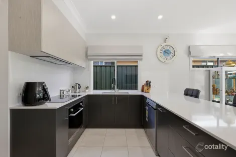 Property photo of 21 Kookaburra Boulevard Encounter Bay SA 5211