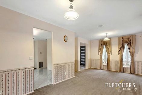 Property photo of 17 Quail Court Narre Warren South VIC 3805