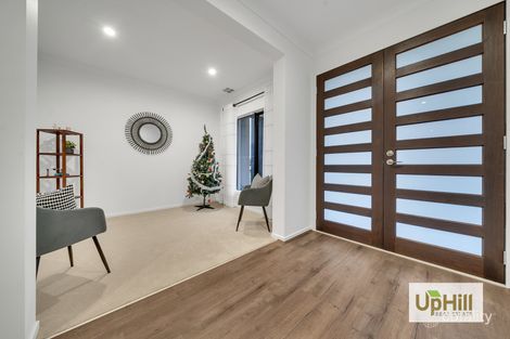 Property photo of 12 Trojan Crescent Clyde North VIC 3978