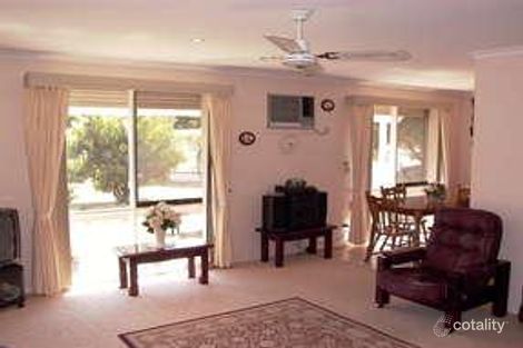 Property photo of 147 Seventh Avenue Rosebud VIC 3939