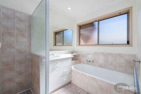 18 Grovedale Ct, Parkwood, QLD 4214