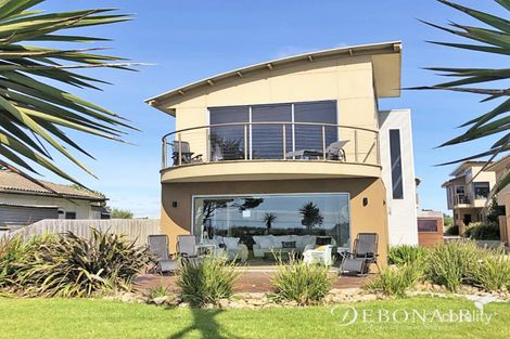 1/418 The Esplanade, St Leonards, VIC 3223