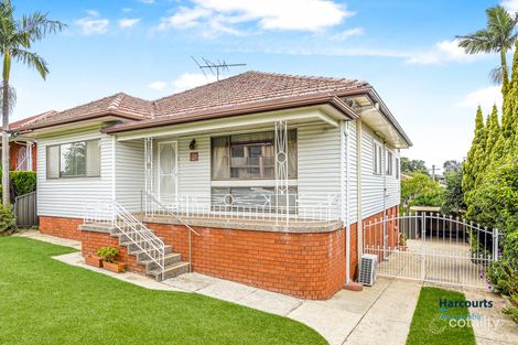 Property photo of 31 Mandoon Road Girraween NSW 2145