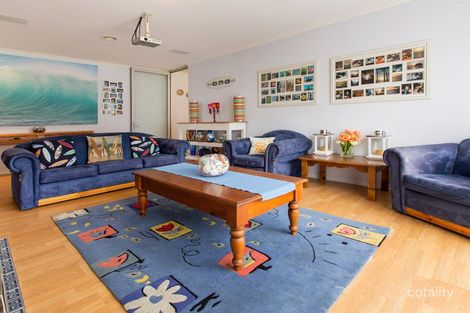 Property photo of 13 Noah Close Mornington VIC 3931