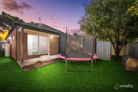 Property photo of 16 Etheridge Rise Caroline Springs VIC 3023