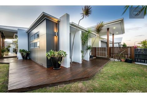 2 Riflebird Pl, Mountain Creek, QLD 4557