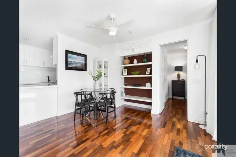 Property photo of 2/107-113 Esplanade Cairns City QLD 4870