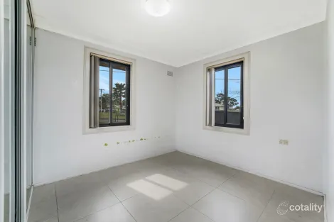 Property photo of 14 Yarrangobilly Street Heckenberg NSW 2168