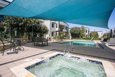 Property photo of 29/5 Eastleigh Loop Currambine WA 6028