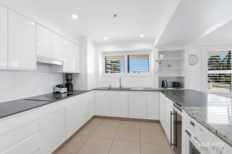 Property photo of 10/12 Commodore Drive Surfers Paradise QLD 4217
