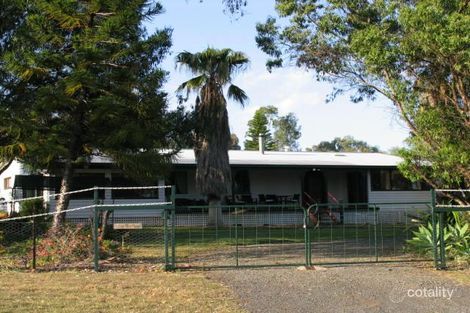 8 Glencoe Rd, Kingsthorpe, QLD 4400