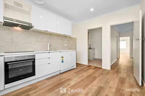 Property photo of 27 Thomas Street Ringwood VIC 3134