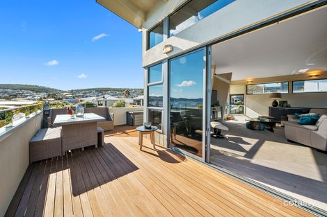 2/351 Carella St, Tranmere, TAS 7018