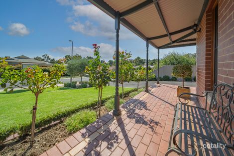 Property photo of 2 Gumnut Rise Strathdale VIC 3550
