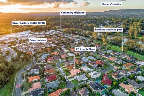 Property photo of 22 Joseph Place Sinnamon Park QLD 4073