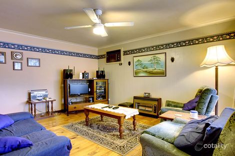 Property photo of 32 Lindsay Drive Morphett Vale SA 5162