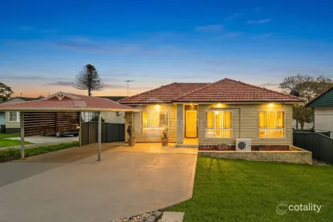 11 Grandview Dr, Campbelltown, NSW 2560