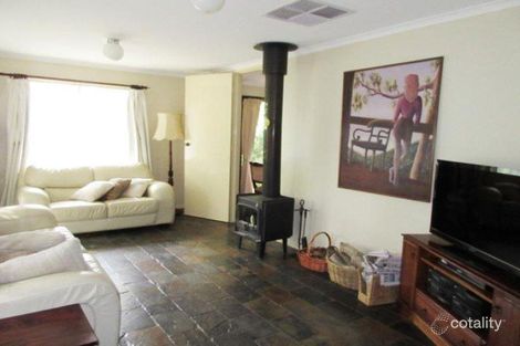 Property photo of 12 Woodley Grove McLaren Vale SA 5171