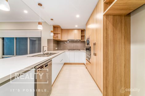 70c Pearl Pde, Scarborough, WA 6019