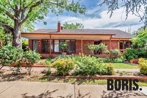 Property photo of 90 Captain Cook Crescent Griffith ACT 2603