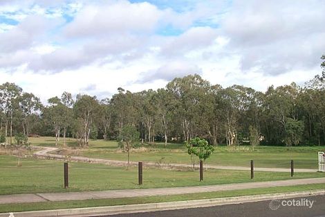 42 Creek Rd, Birkdale, QLD 4159