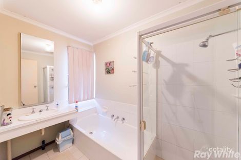 Property photo of 7 Bligh Close Cranbourne North VIC 3977