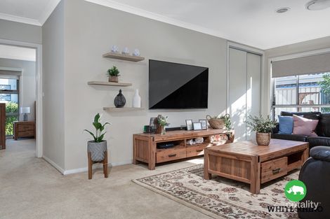 Property photo of 31 Bonarba Link Googong NSW 2620