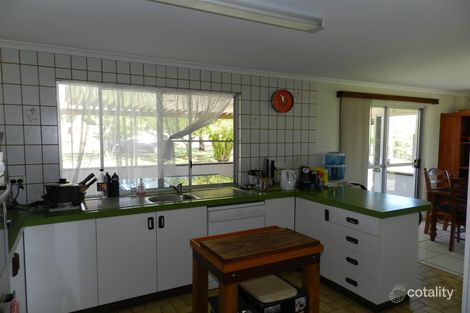 Property photo of 27 Grieshaber Drive Sarina QLD 4737