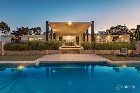 Property photo of 24 Lauren Court Table Top NSW 2640