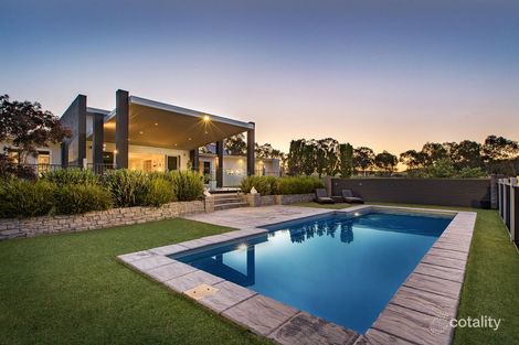 Property photo of 24 Lauren Court Table Top NSW 2640