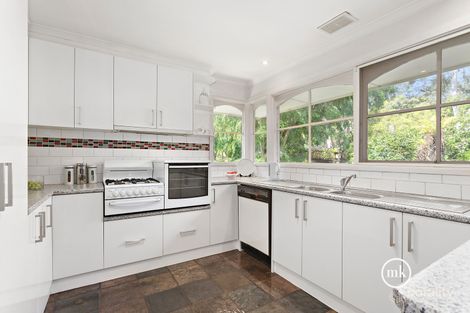 Property photo of 65 Leane Drive Eltham VIC 3095