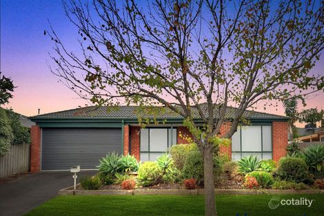 Property photo of 4 Genoa Way Cranbourne West VIC 3977