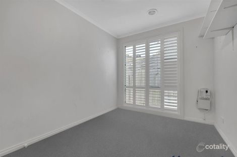 Property photo of 4 Genoa Way Cranbourne West VIC 3977