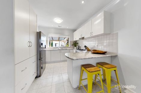 Property photo of 19 Runcorn Crescent Deer Park VIC 3023
