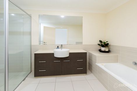 Property photo of 30/1 Belongil Street Pacific Pines QLD 4211