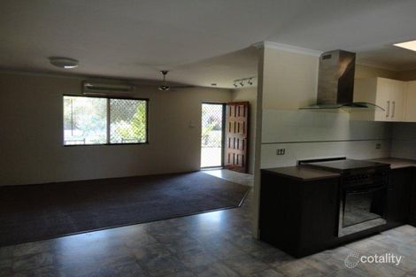 Property photo of 11 Denman Close Manoora QLD 4870